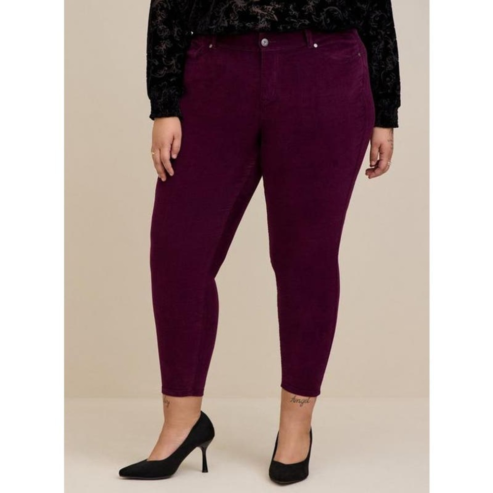 NWT TORRID Bombshell Skinny Corduroy High-Rise Jean In purple Size 28 casual